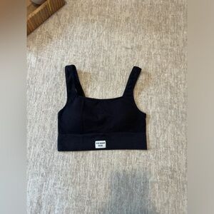 Black Steve Madden sports bra -L